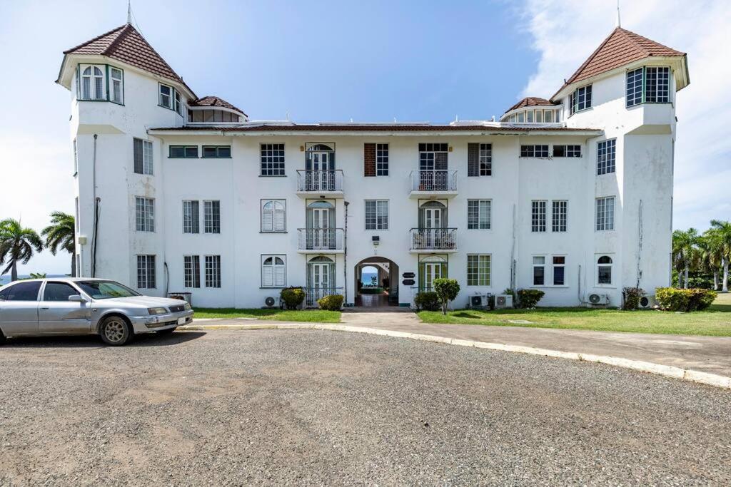 Apartment Seaside Loft With Pool, Sea Castles, *