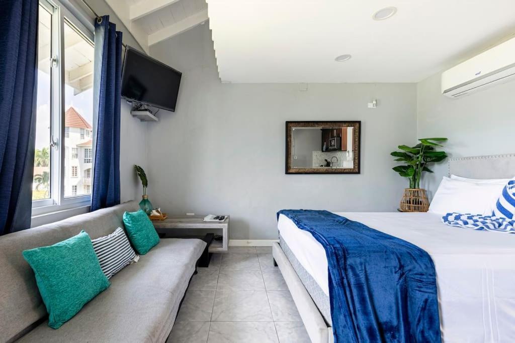Apartment Seaside Loft With Pool, Sea Castles, *
